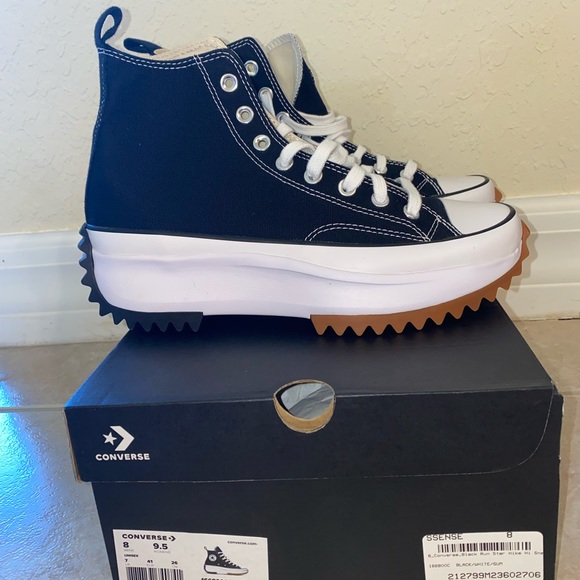 Converse Run Star Hike Platform Black/White Unisex Shoe - Picture 2 of 6